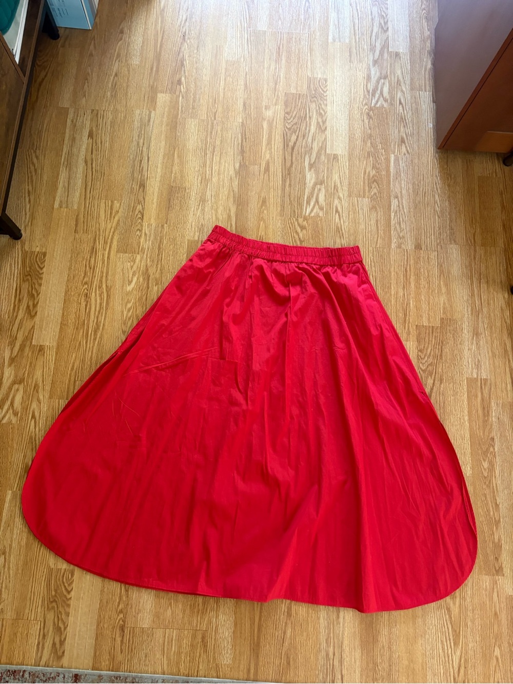 Madewell Red Maxi Skirt XL NWT | Elastic Waist | Side Slits | Pockets - Picture 2 of 4